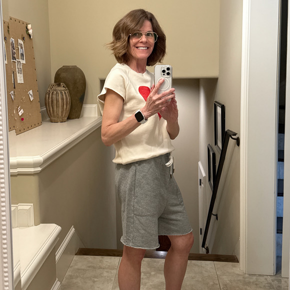 Copied - DAYDREAMER Heart Cutoff Sweatshirt in Dirty White S - Picture 5 of 12